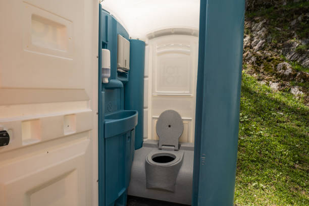 Best Wedding porta potty rental  in Stockton, MO