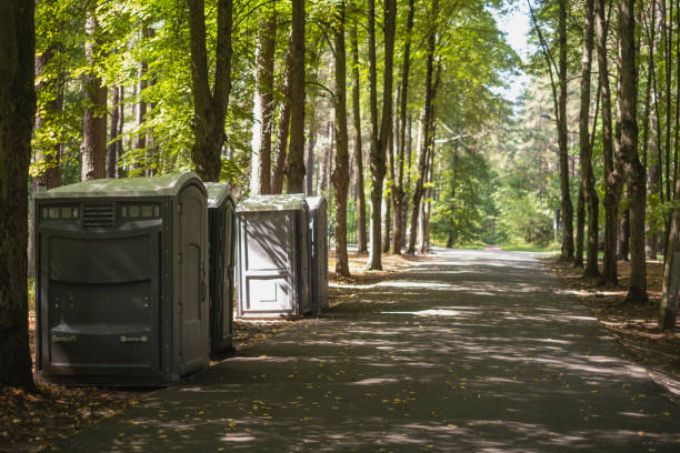 Best Porta potty delivery and setup  in Stockton, MO