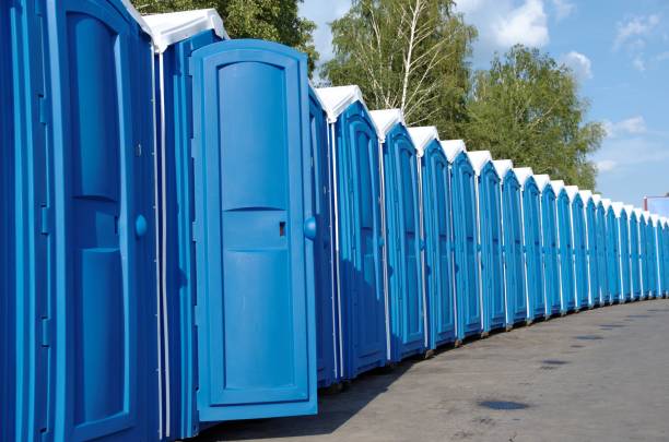 Porta potty rental for festivals in Stockton, MO